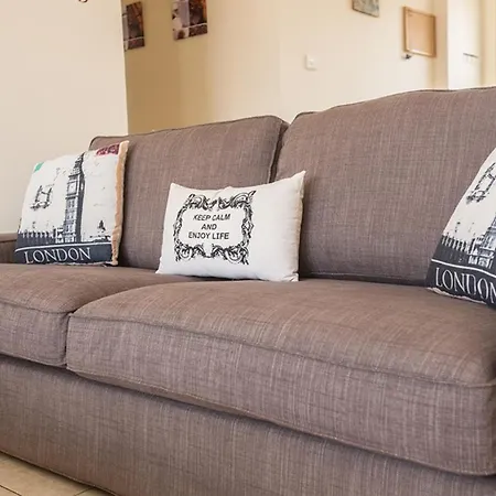 Picture This Enjoying Your Holiday In A Luxury In For Less Than A 1274 *