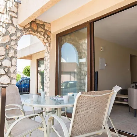 Picture This Enjoying Your Holiday In A Luxury In For Less Than A 1274 *