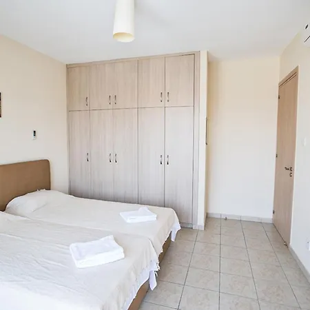 Picture This Enjoying Your Holiday In A Luxury In For Less Than A 1274 * Αγία Νάπα