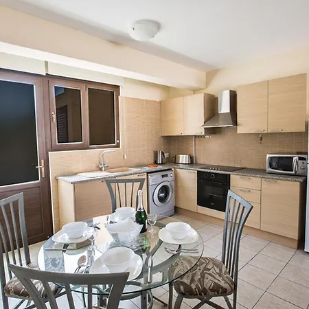 Picture This Enjoying Your Holiday In A Luxury In For Less Than A 1274 Αγία Νάπα